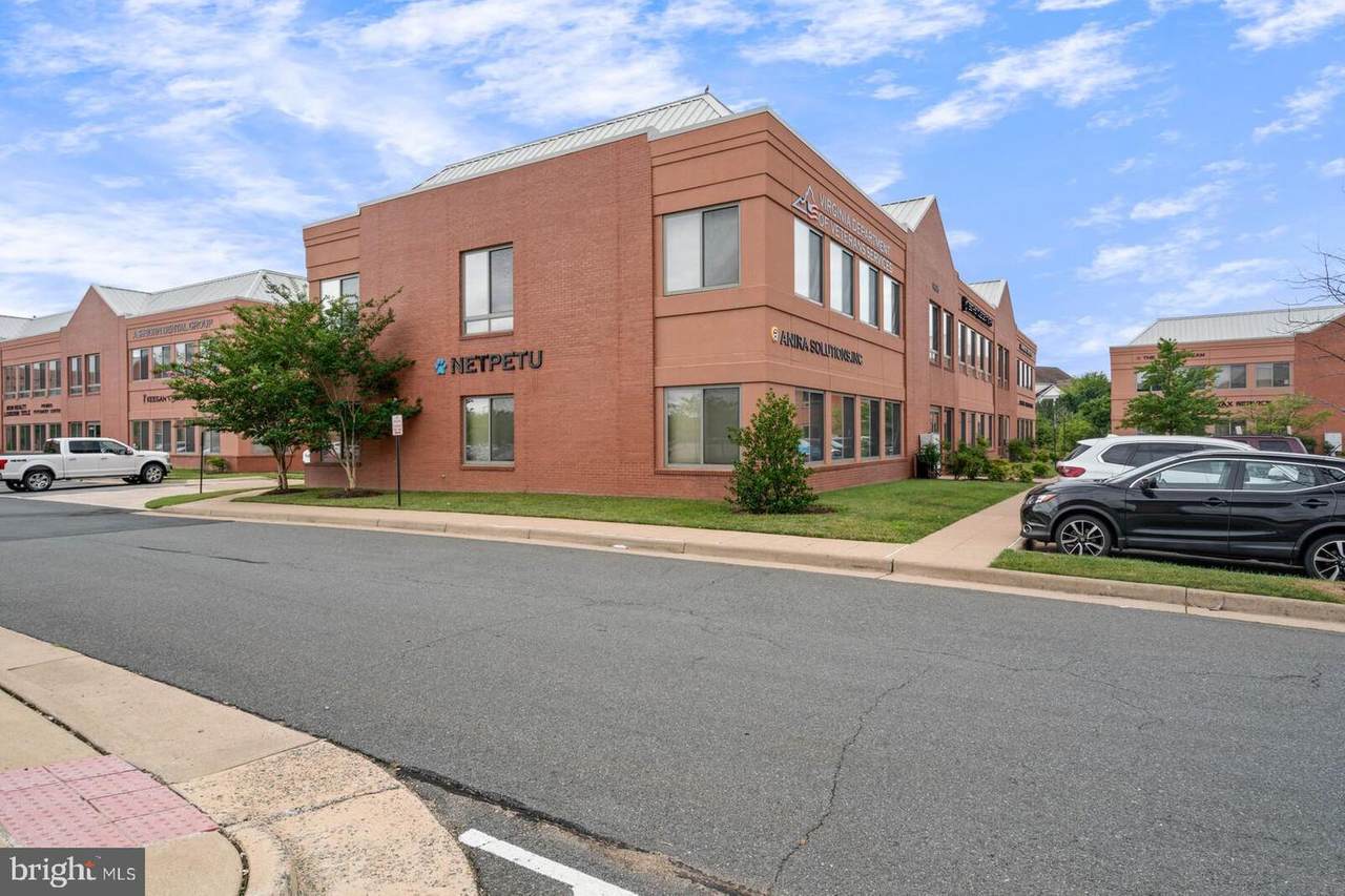 44345 Premier Plaza - Photo 1