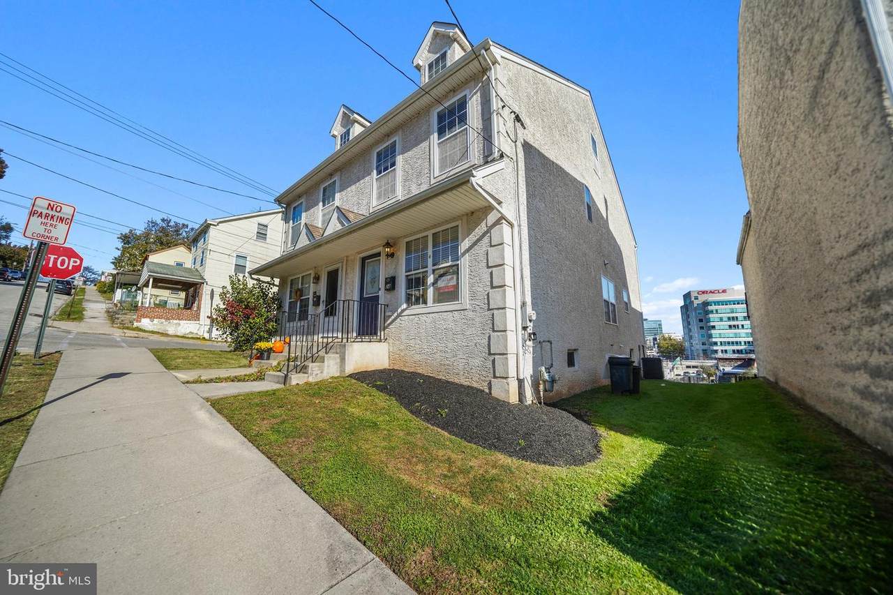24 Merion Avenue - Photo 1