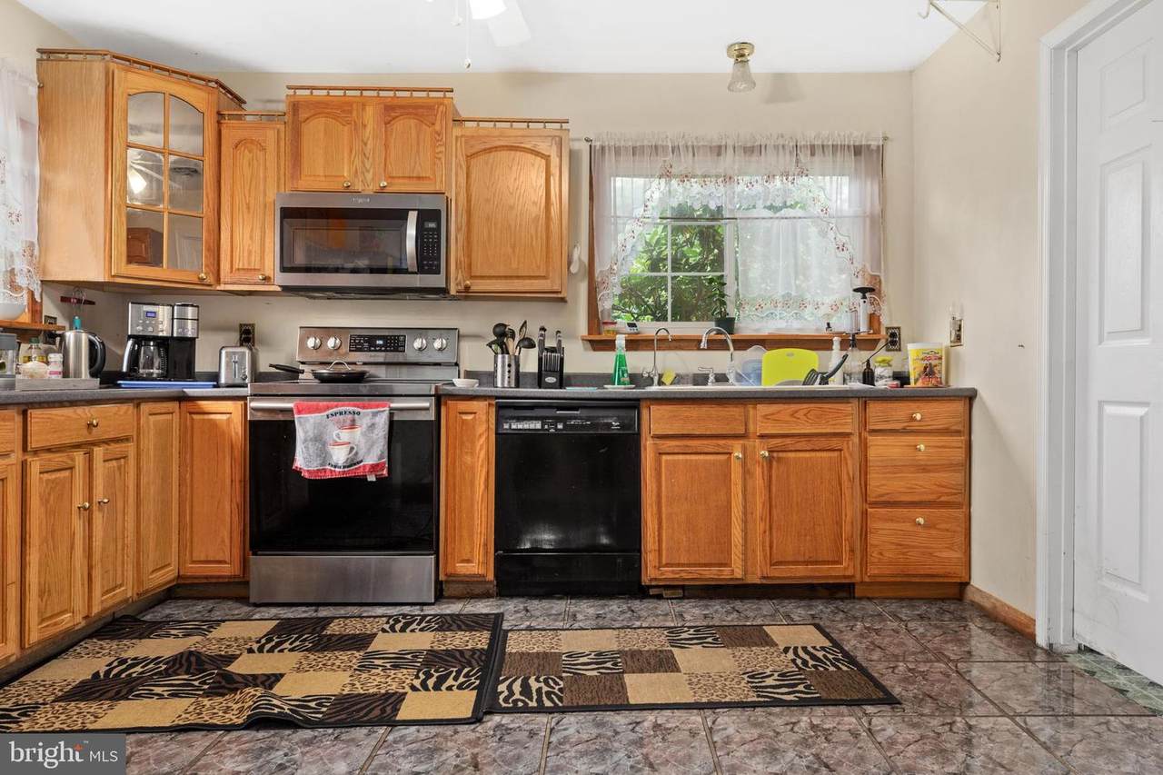 2344 Sunset Avenue - Photo 1