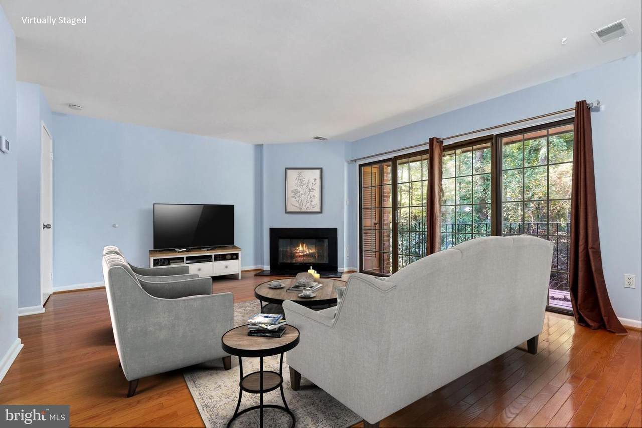 2042 Headlands Circle - Photo 1