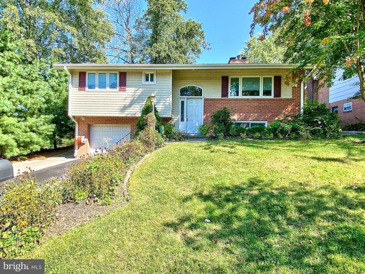 811 Beaverbank Circle - Photo 1