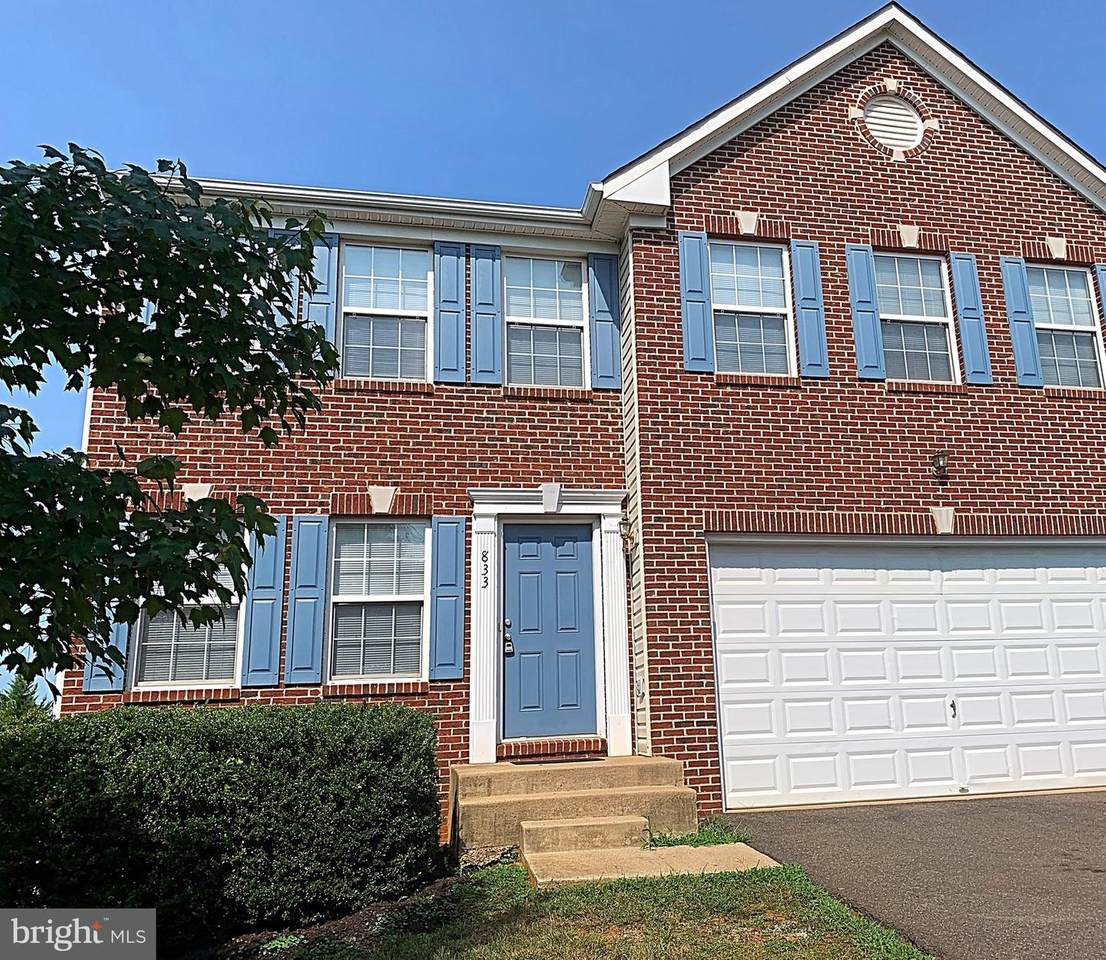 833 Fairwood Drive - Photo 1
