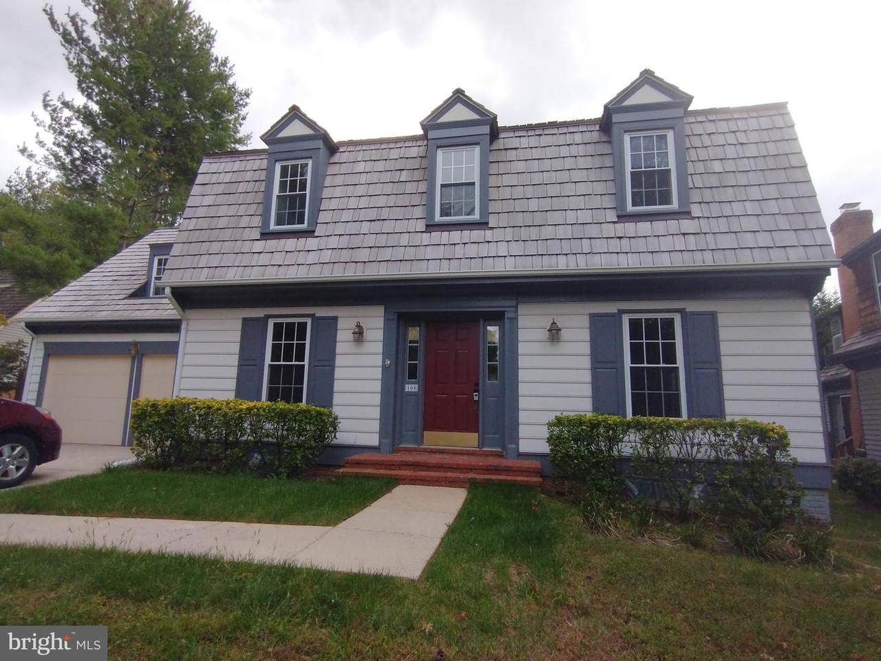 108 Billingsgate Lane - Photo 1