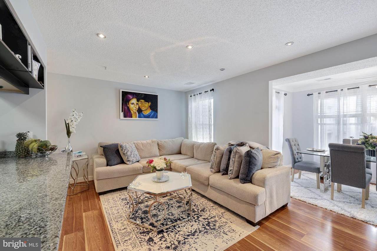 14200 Wolf Creek Place - Photo 1