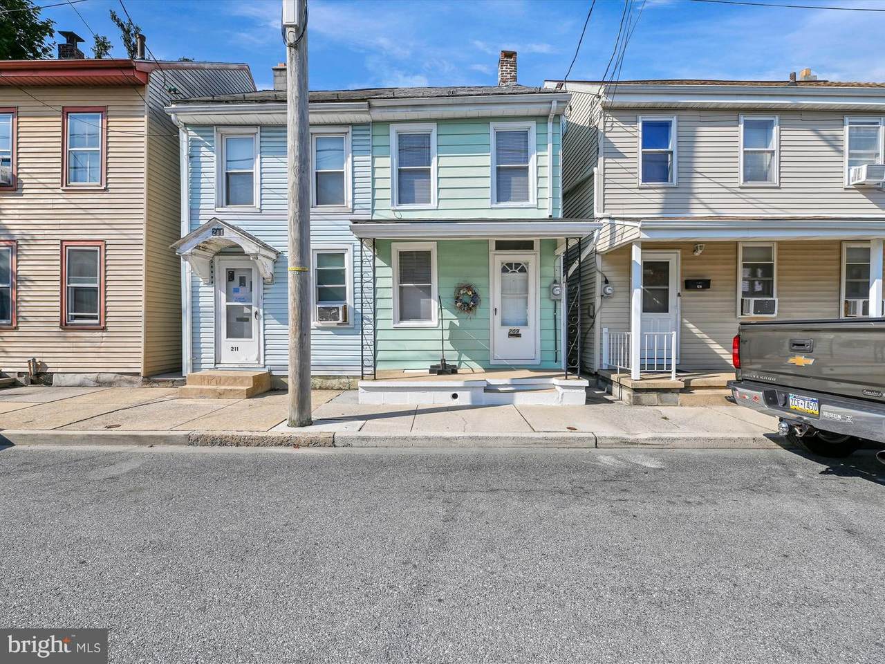 209 Mifflin Street - Photo 1