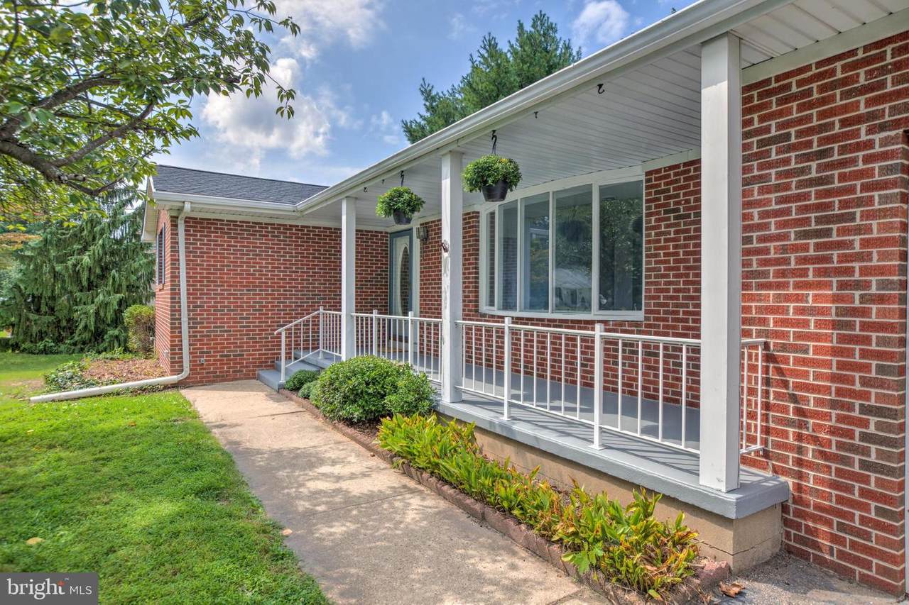 650 Edinburg Road - Photo 1