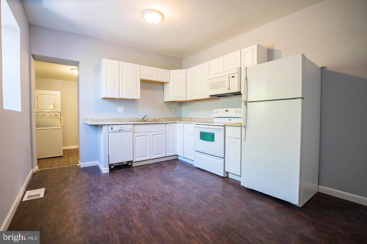 1833 22ND Street - Photo 1