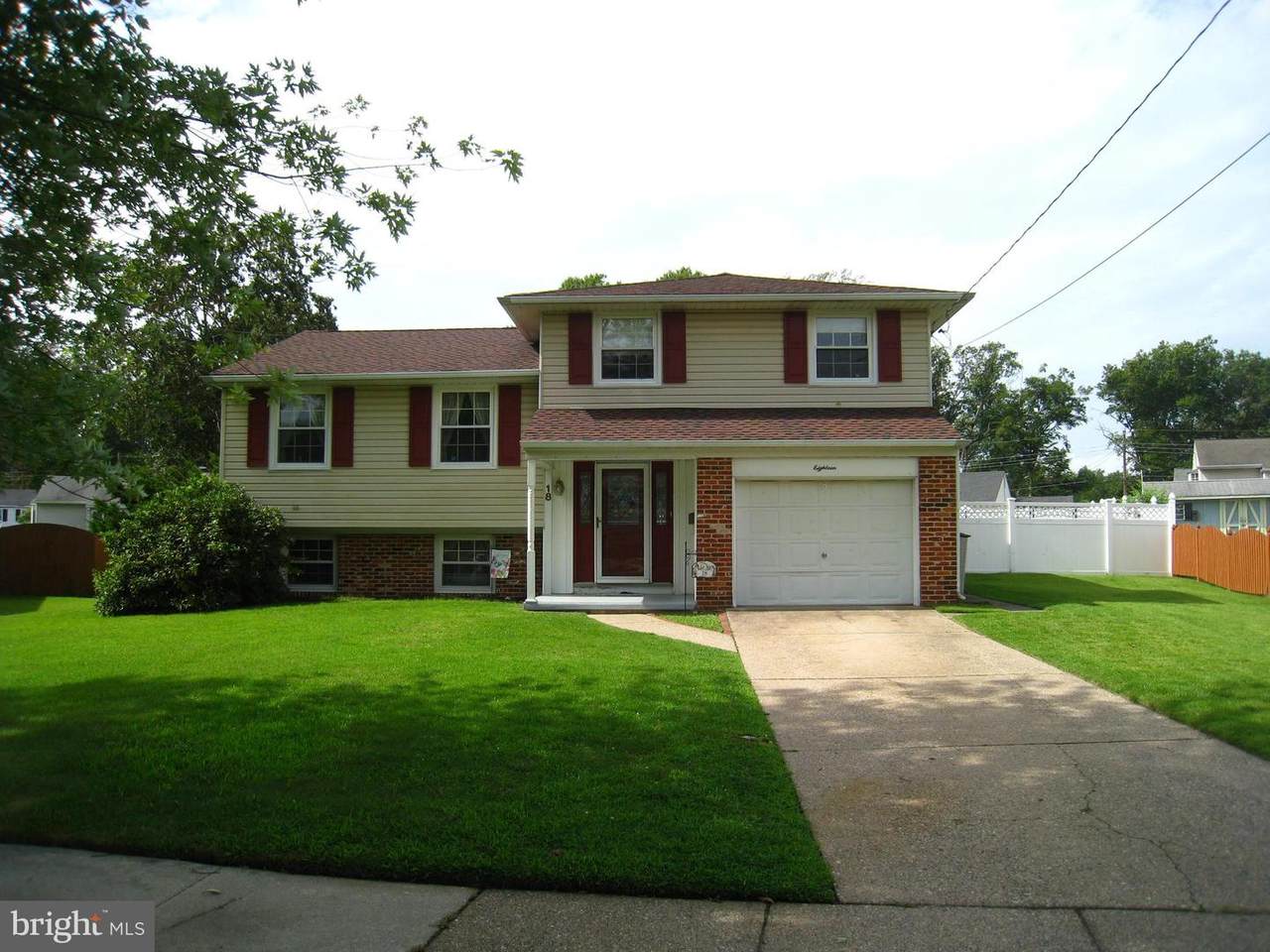 18 Oak Drive - Photo 1