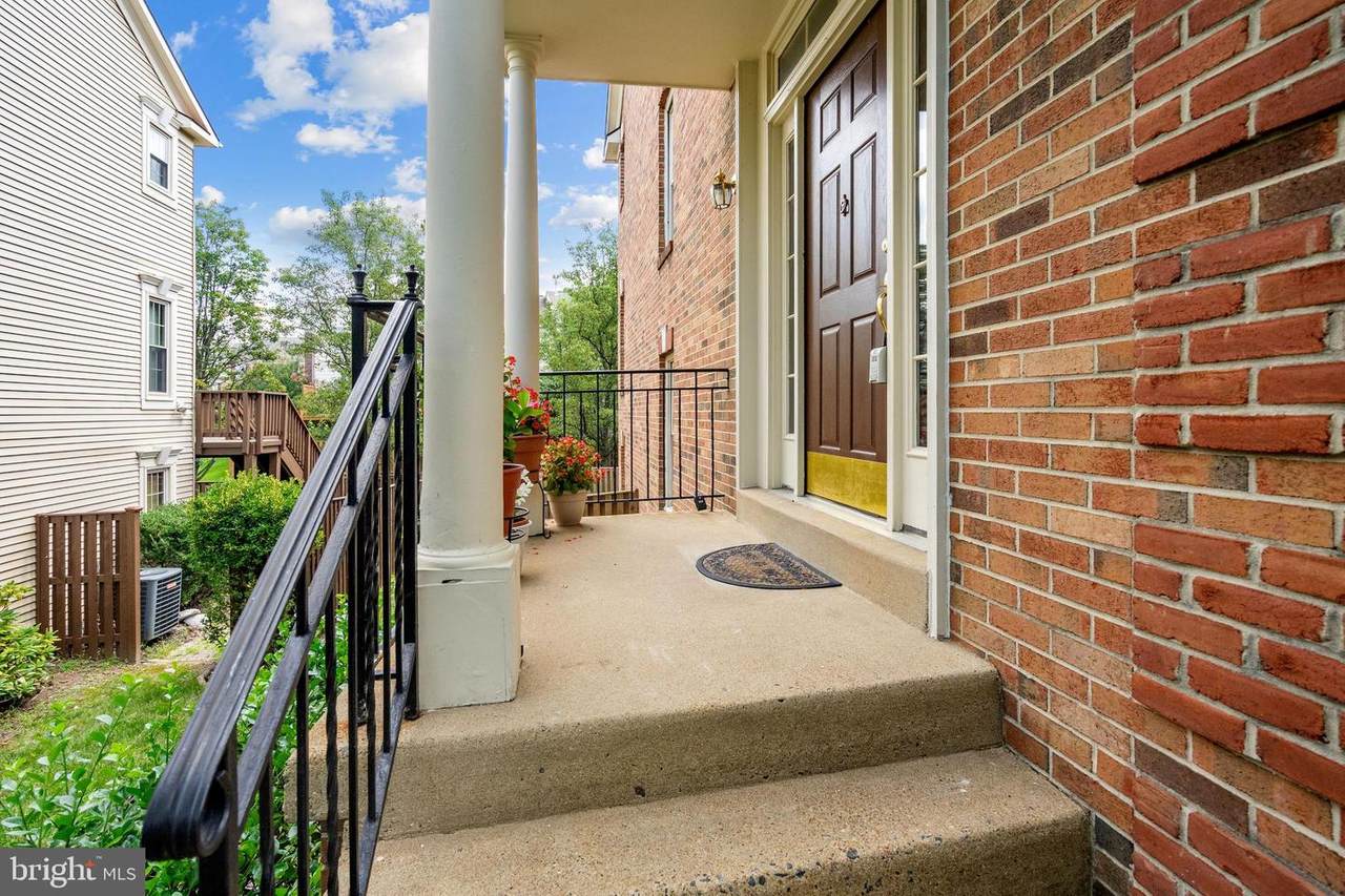 2019 Meadow Springs Drive - Photo 1