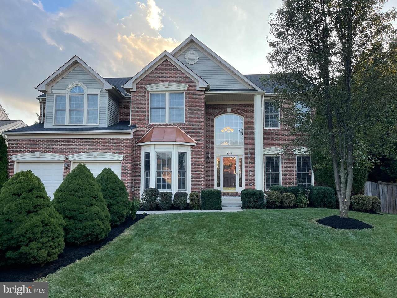 4794 Walbern Court - Photo 1