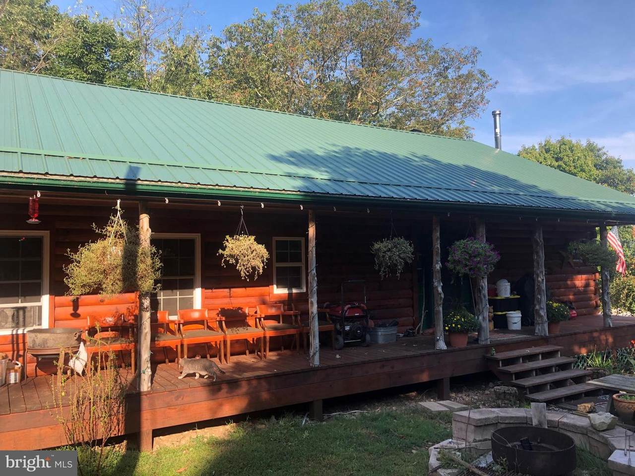 484 Honey Bee Lane - Photo 1