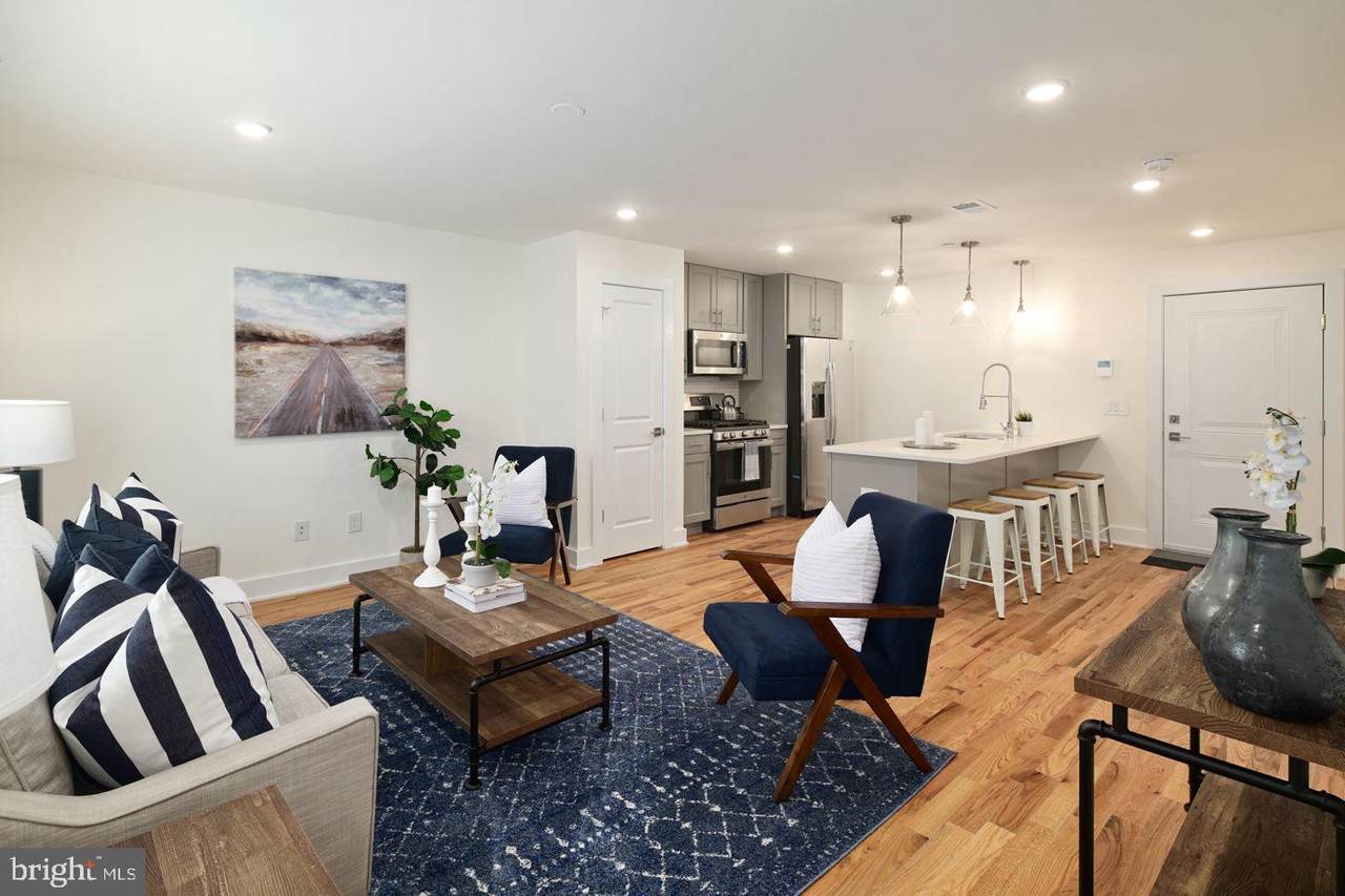 402 Front Street - Photo 1