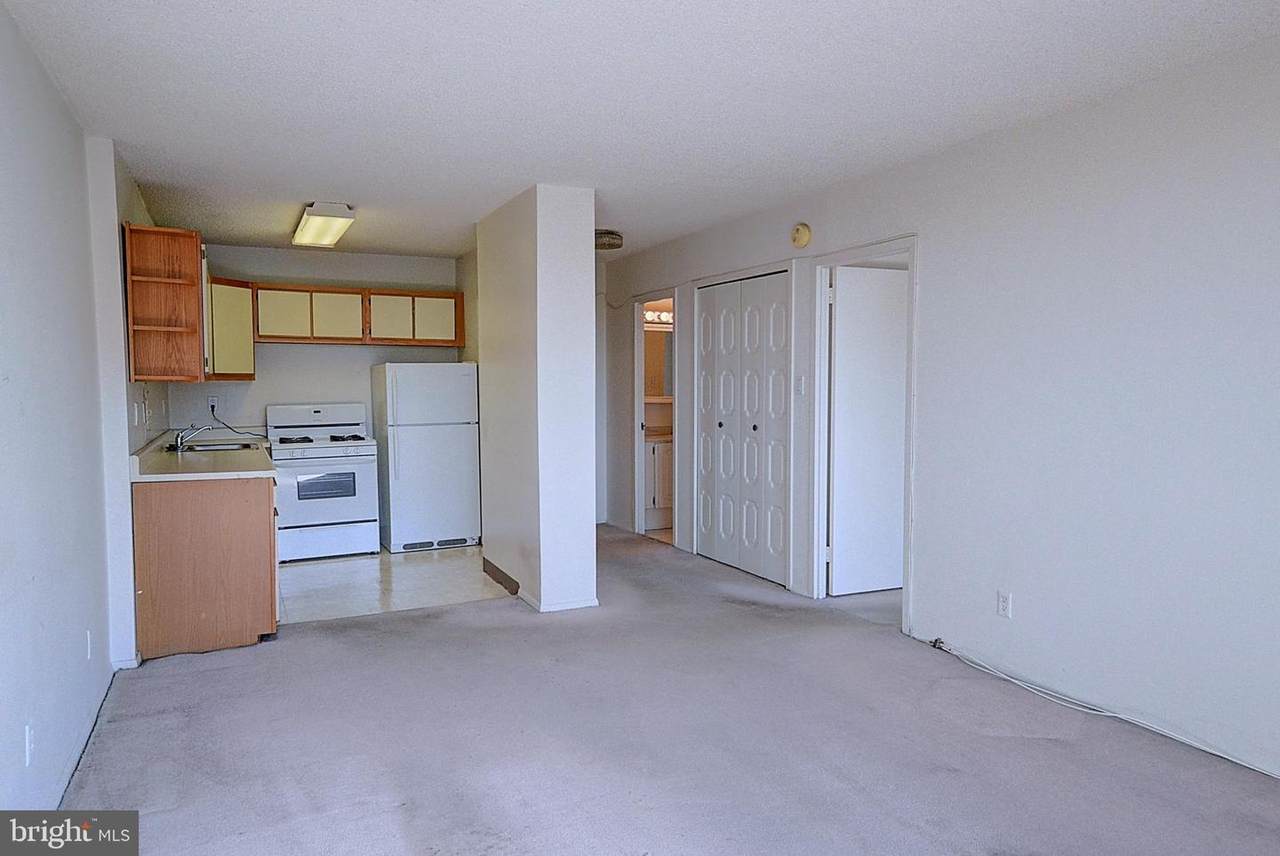 5225 Pooks Hill Road - Photo 1