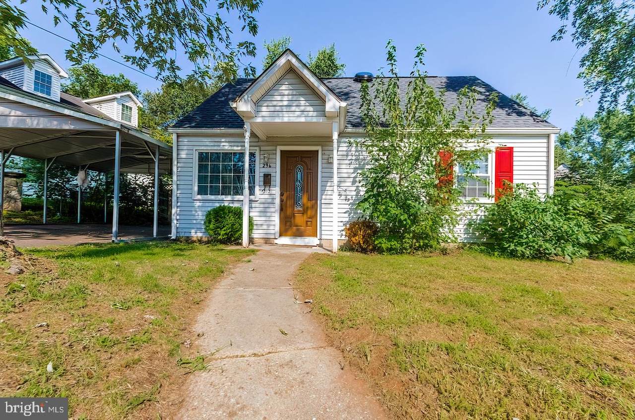 296 Manassas Drive - Photo 1