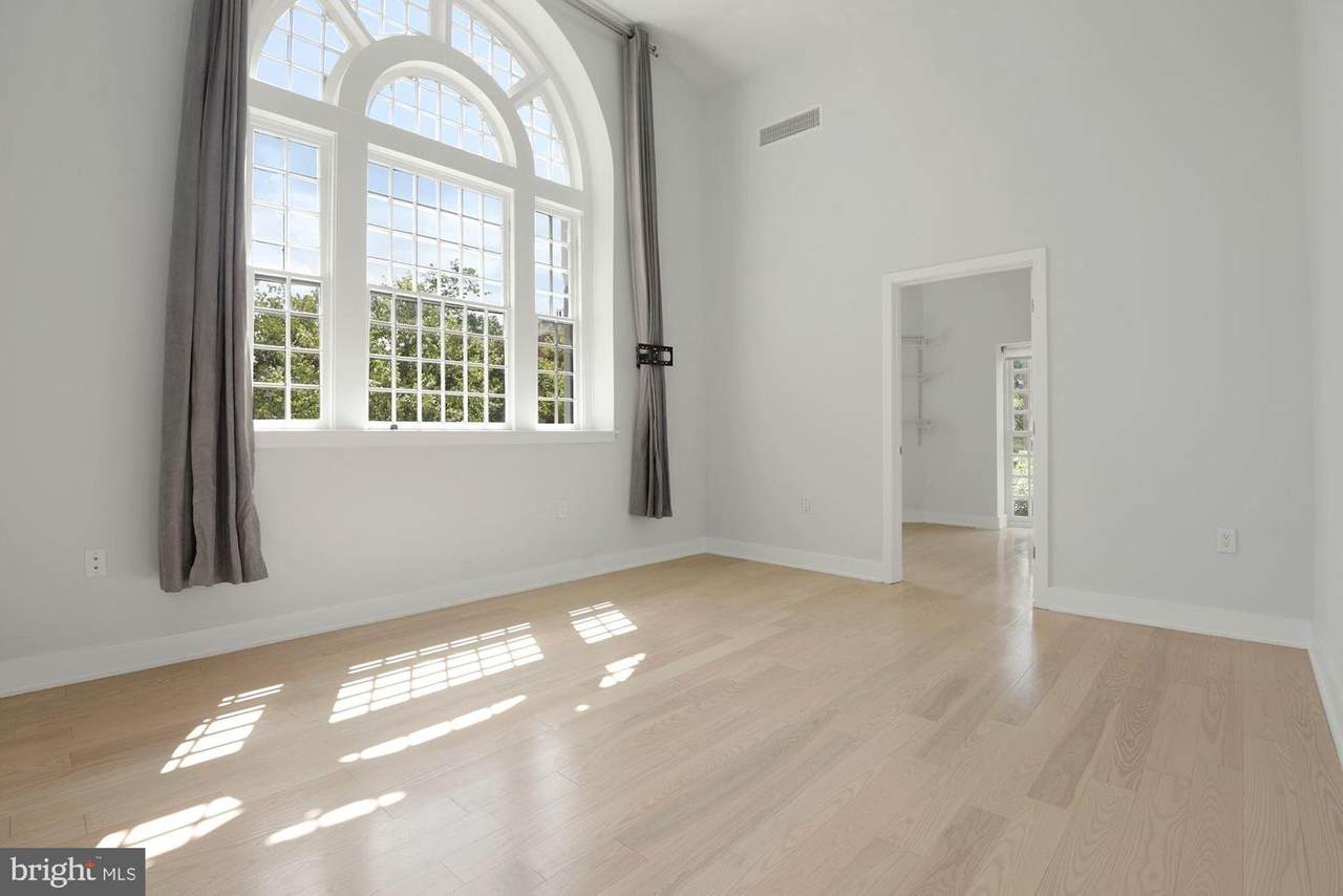 2709 N Street - Photo 1