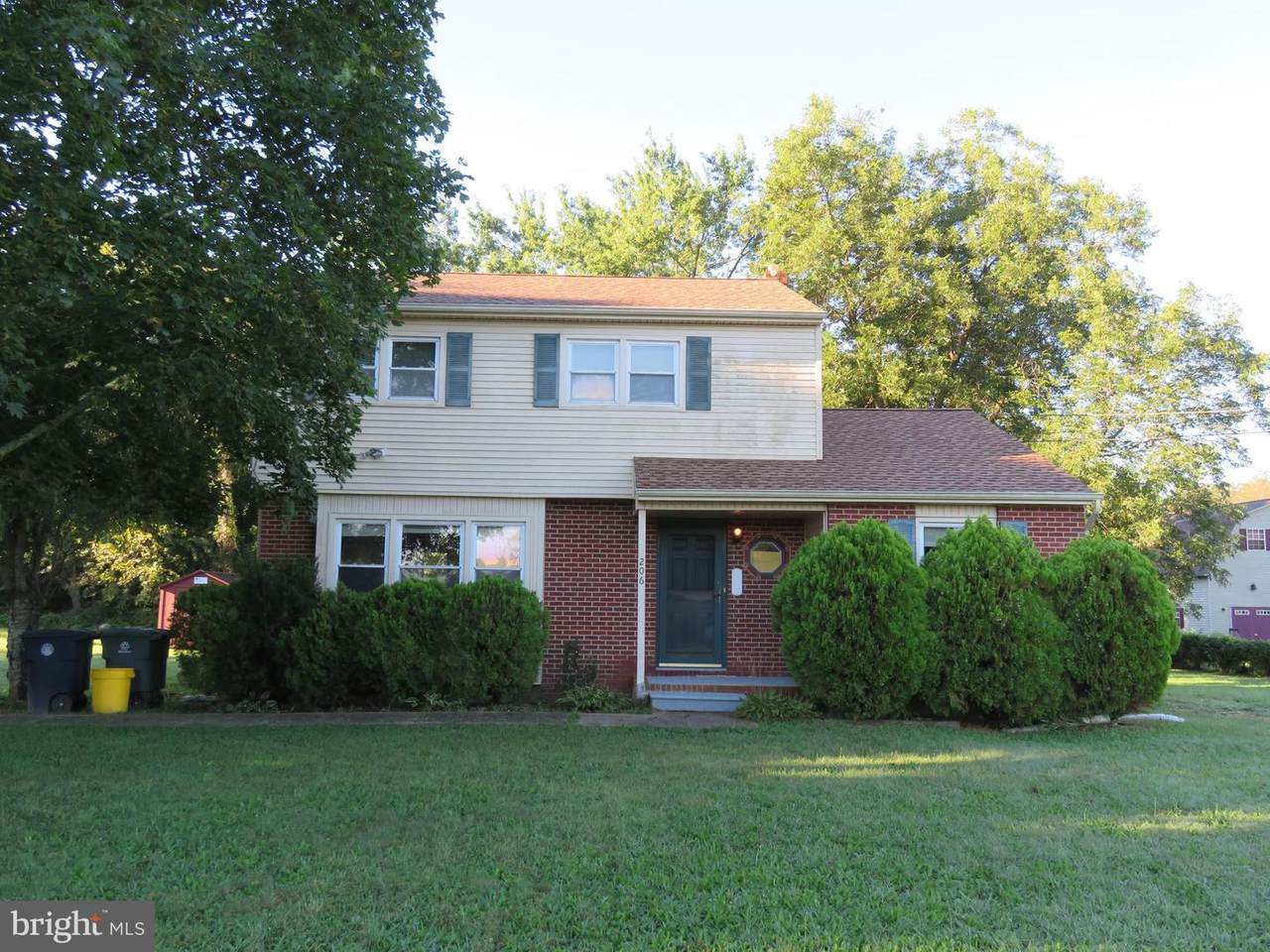 206 Nelson Drive - Photo 1