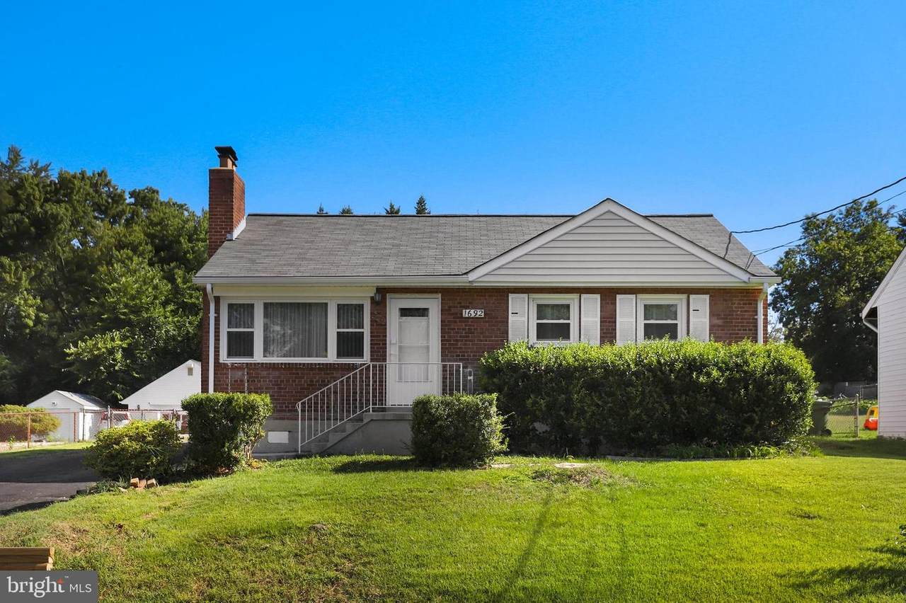 1692 Rosedale Court - Photo 1