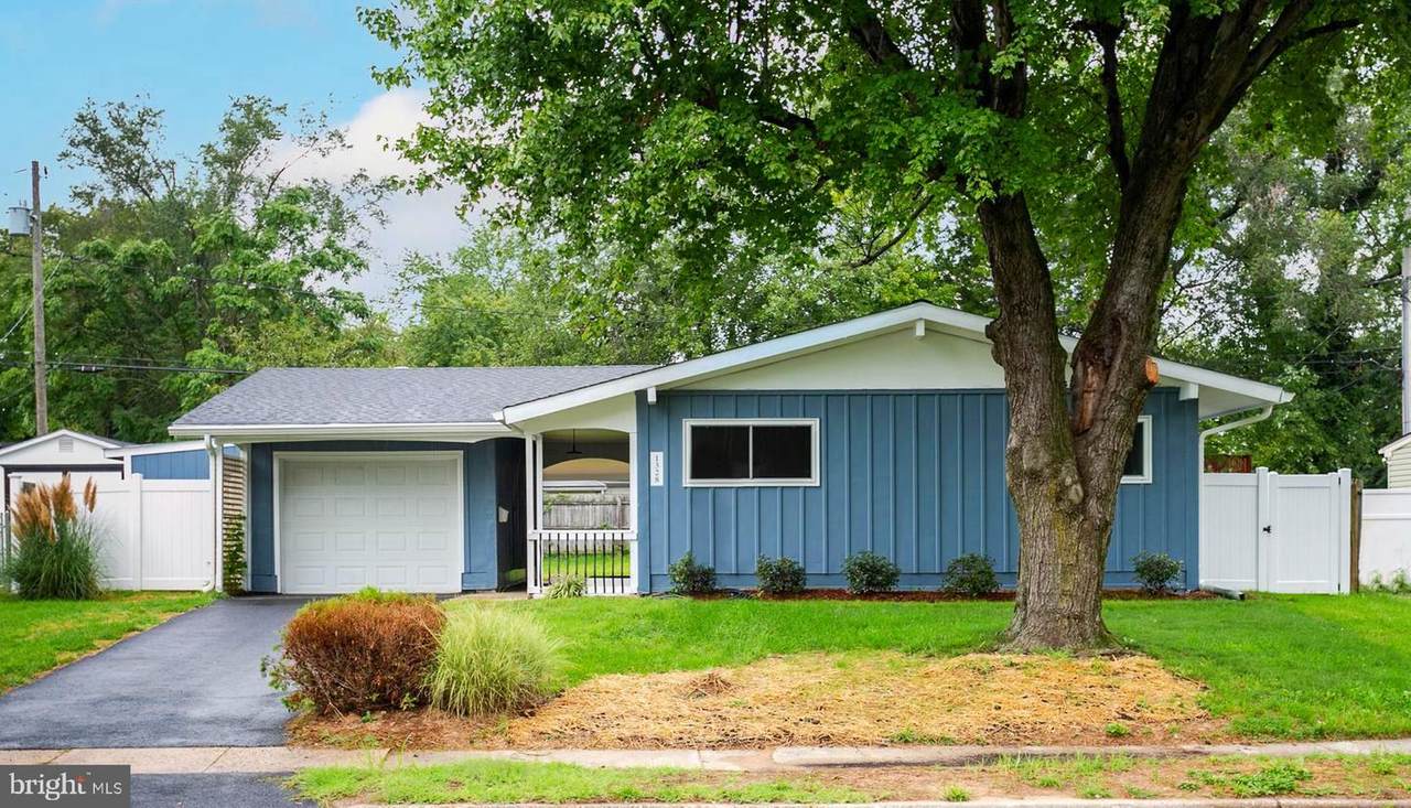 1328 Meadowvale Road - Photo 1