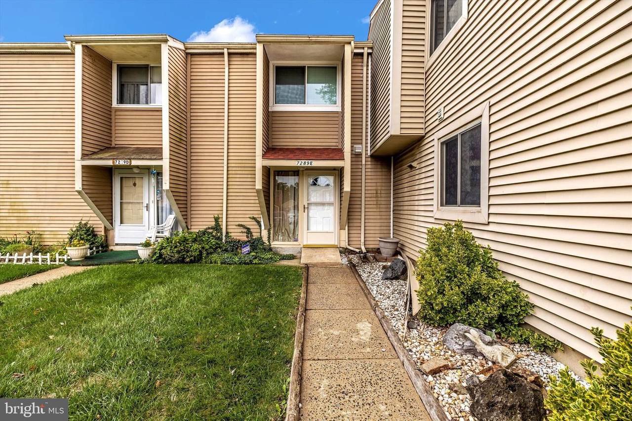 7289-E Coachlight Court - Photo 1