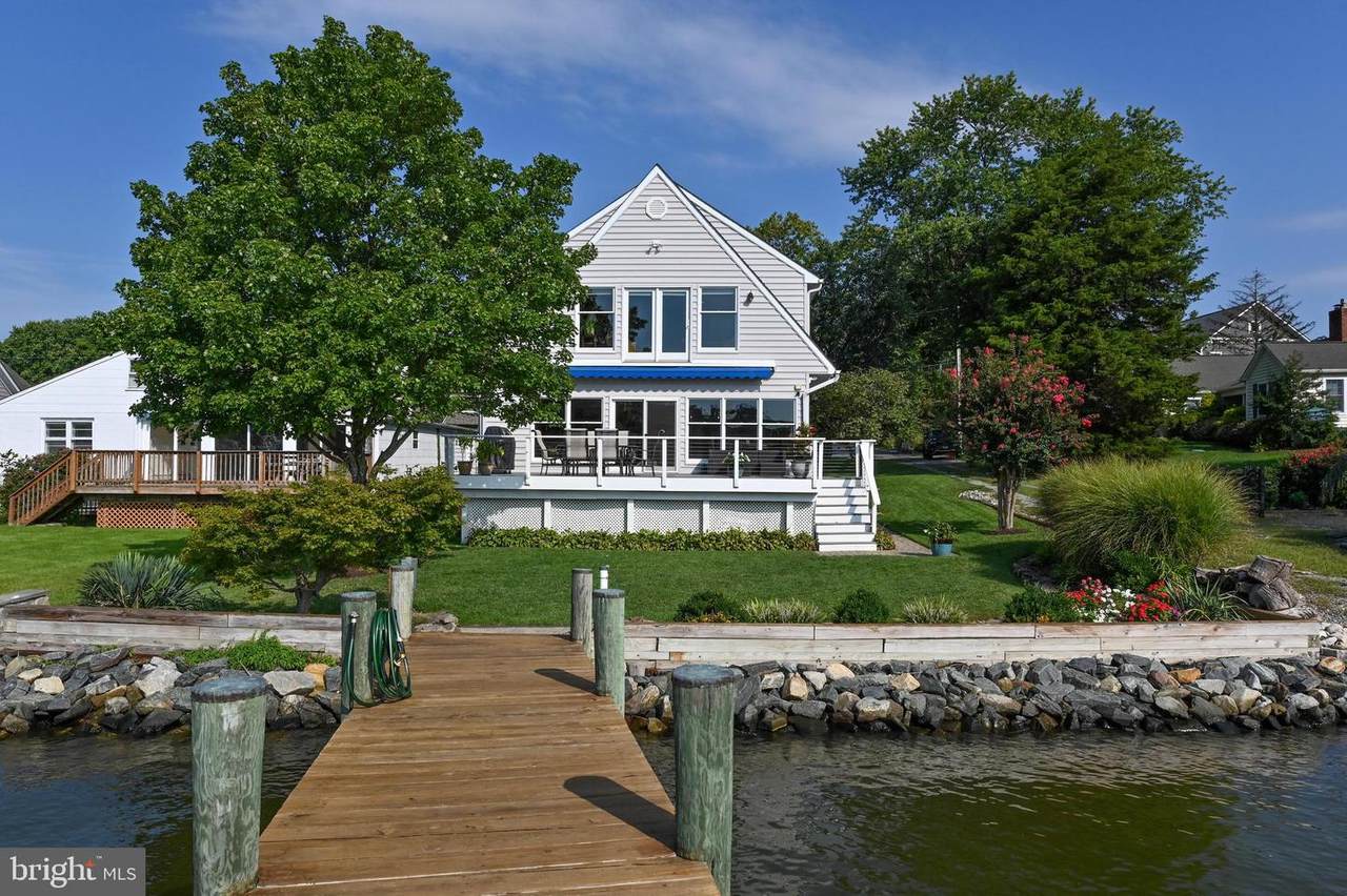 526 Bay View Point Drive - Photo 1