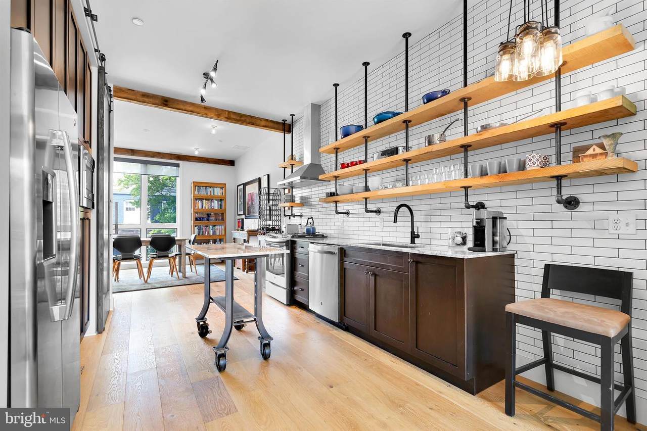 770 Girard Street - Photo 1