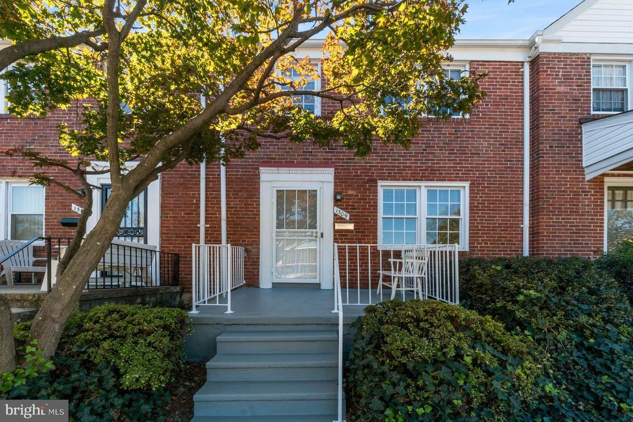 1309 Northern Parkway - Photo 1