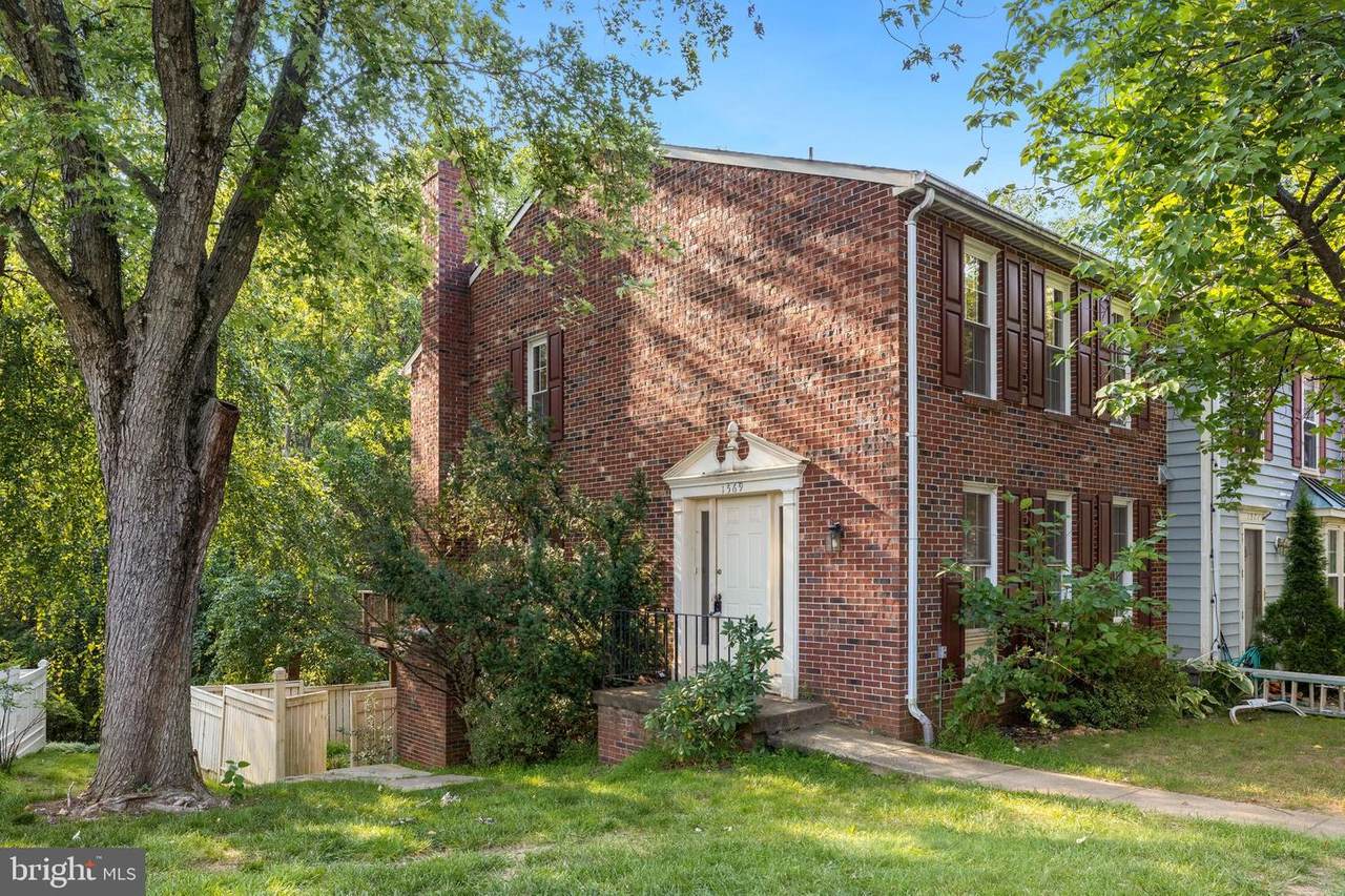 1569 Autumn Ridge Circle - Photo 1