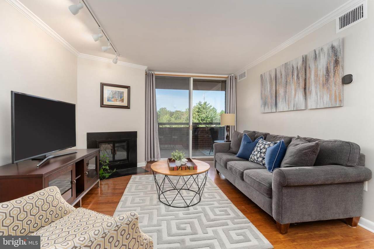 4444 Connecticut Avenue - Photo 1