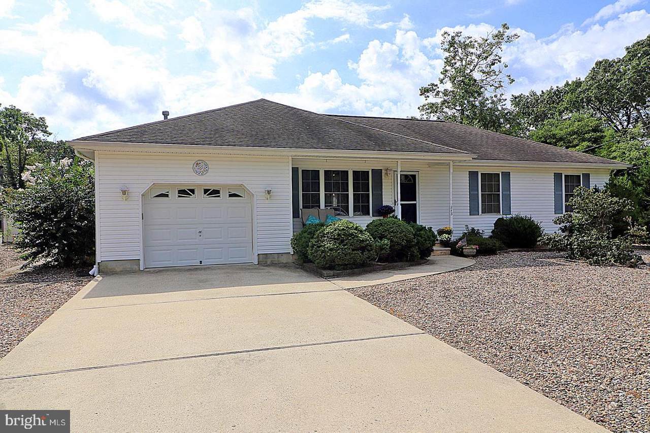 213 Lower Lake Drive - Photo 1