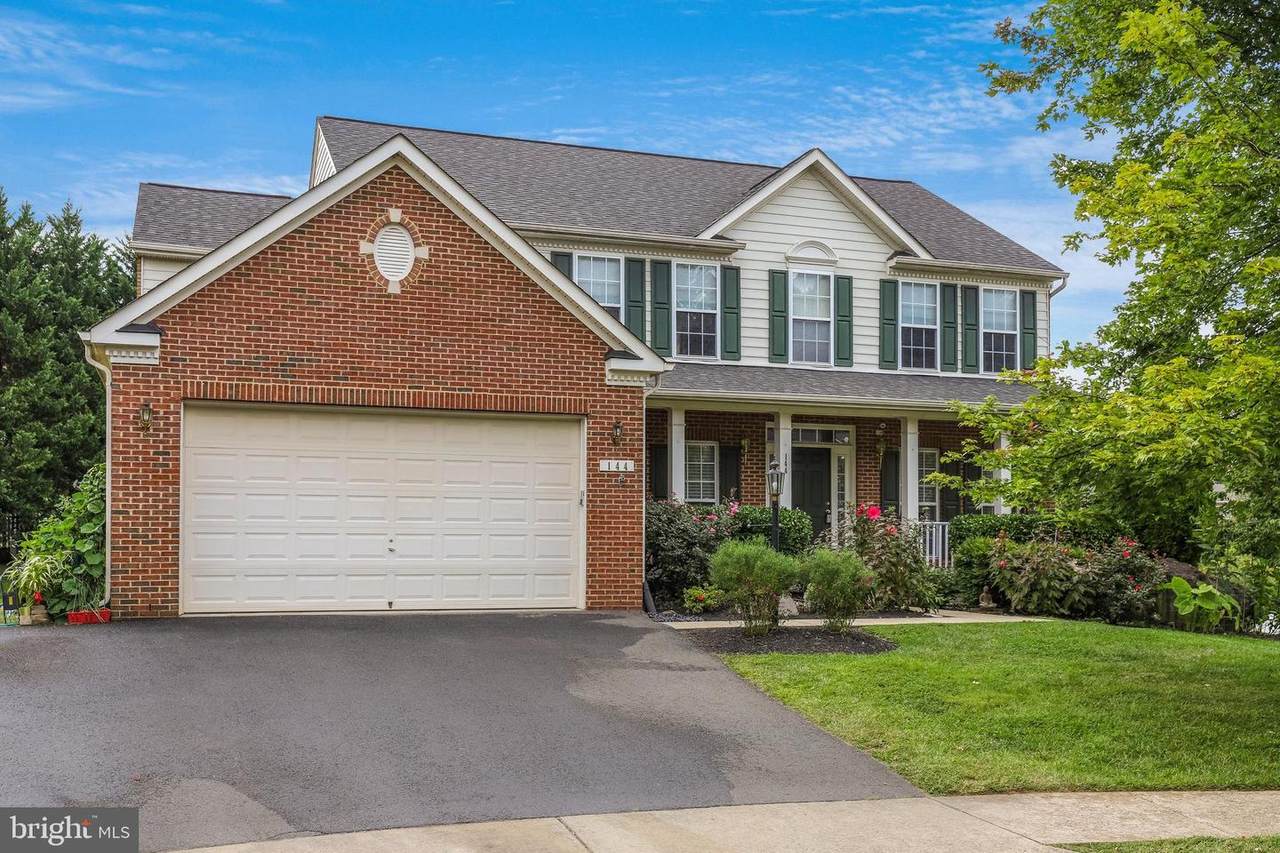 144 Pinnacle Court - Photo 1