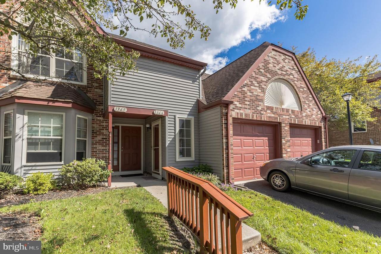 1346 Chanticleer - Photo 1