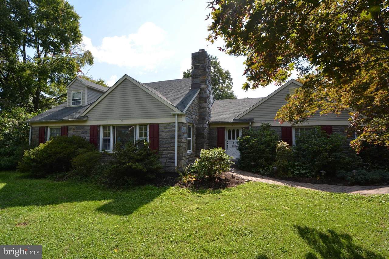 104 Brookhaven Road - Photo 1