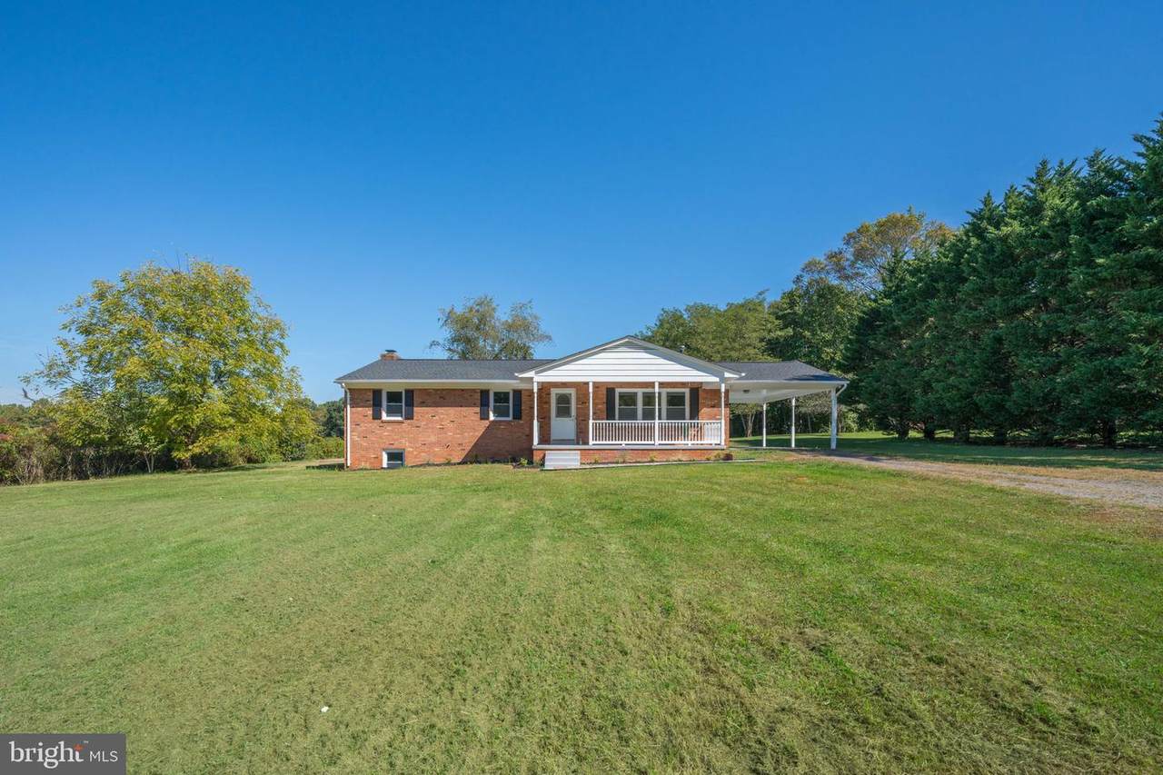 7628 Opal Road - Photo 1