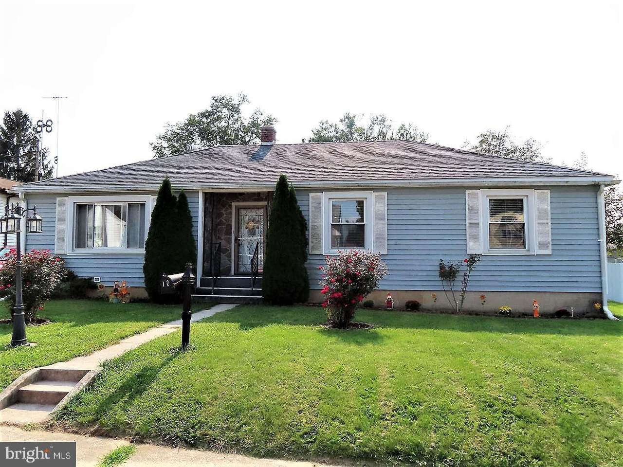 72 James Avenue - Photo 1