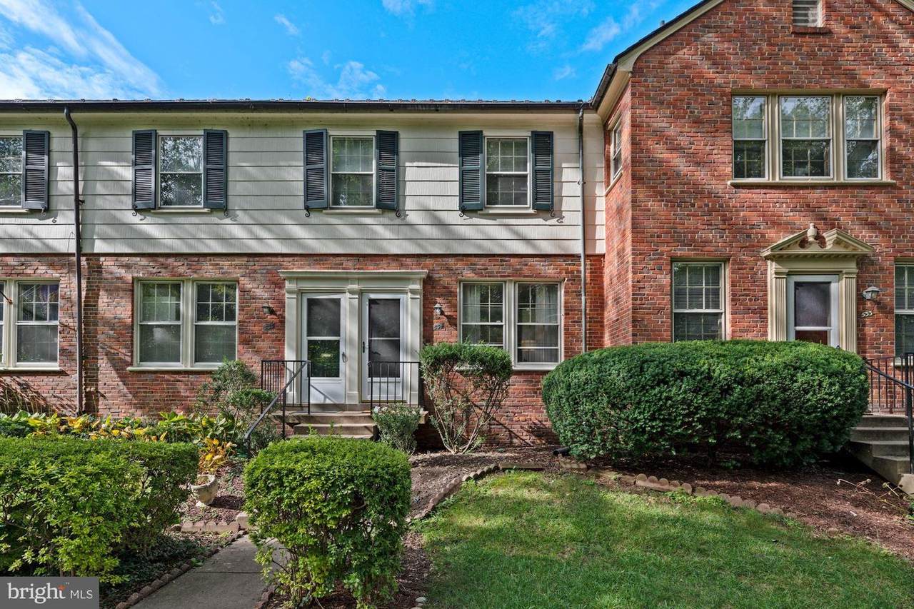 1400 Edgewood Street - Photo 1