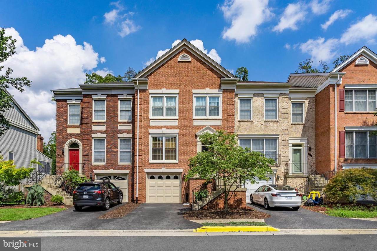 5128 Woodfield Drive - Photo 1