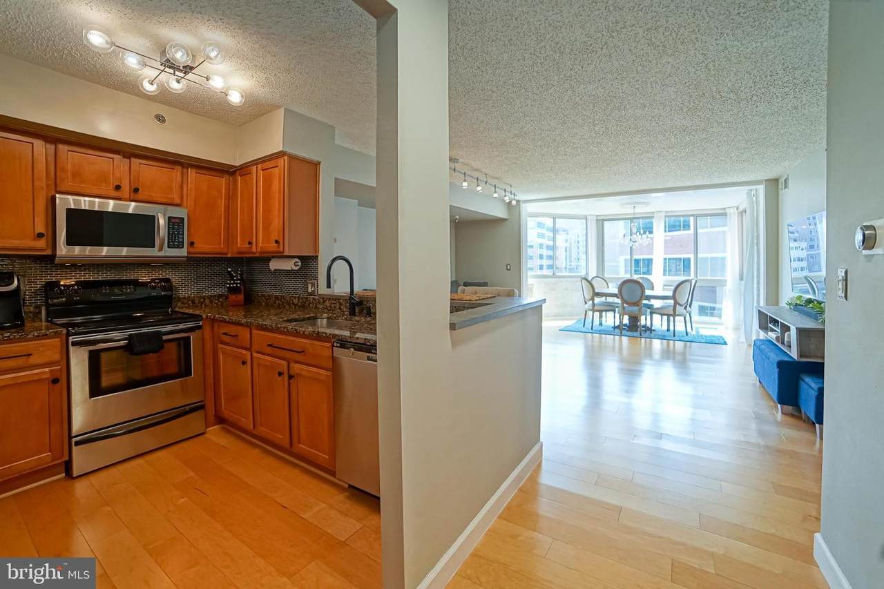 1001 Vermont Street - Photo 1
