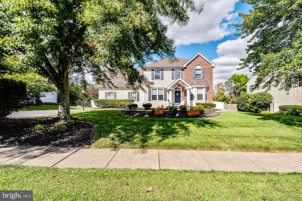 1032 Garey Drive - Photo 1
