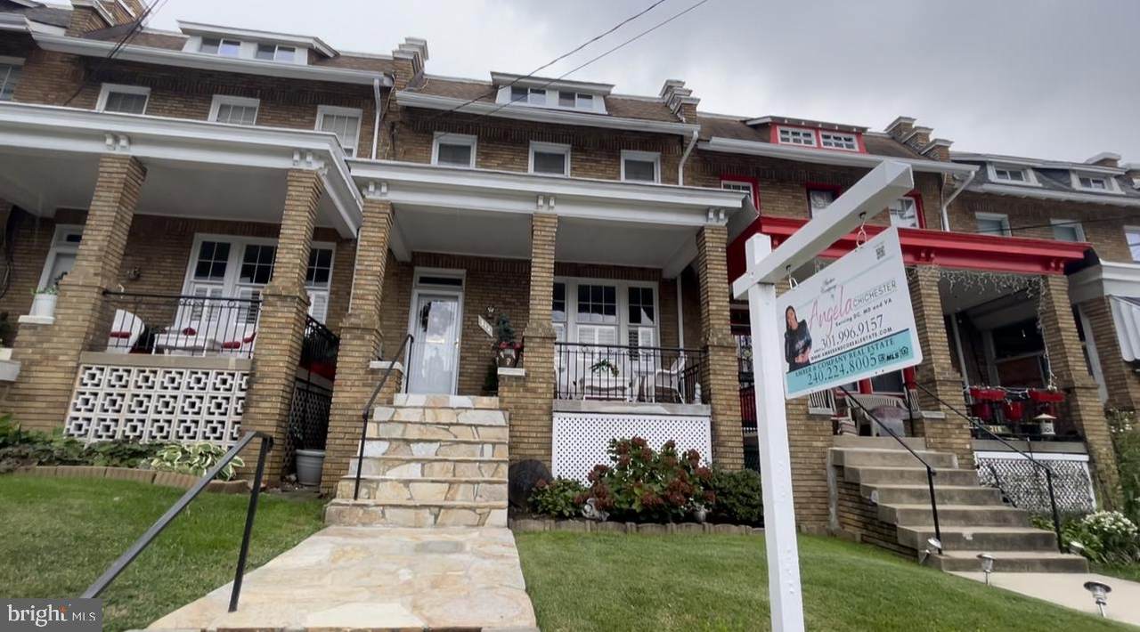 314 Buchanan Street - Photo 1