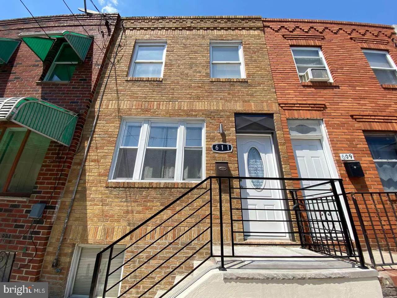 611 Watkins Street - Photo 1