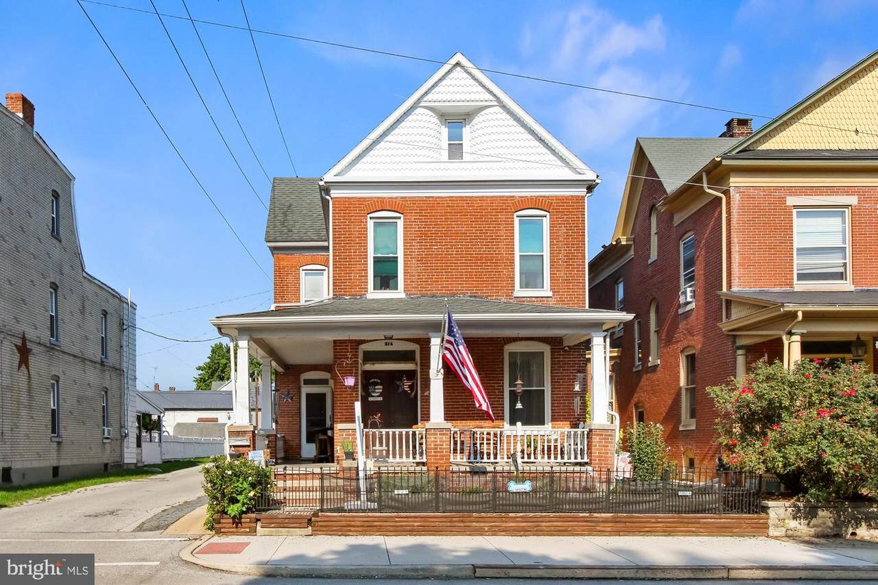 214 Middle Street - Photo 1