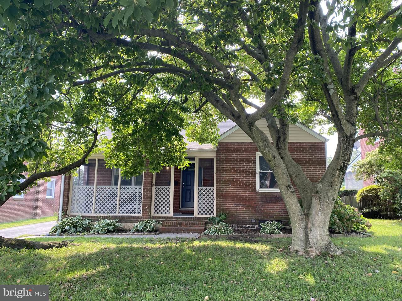 516 Becker Avenue - Photo 1