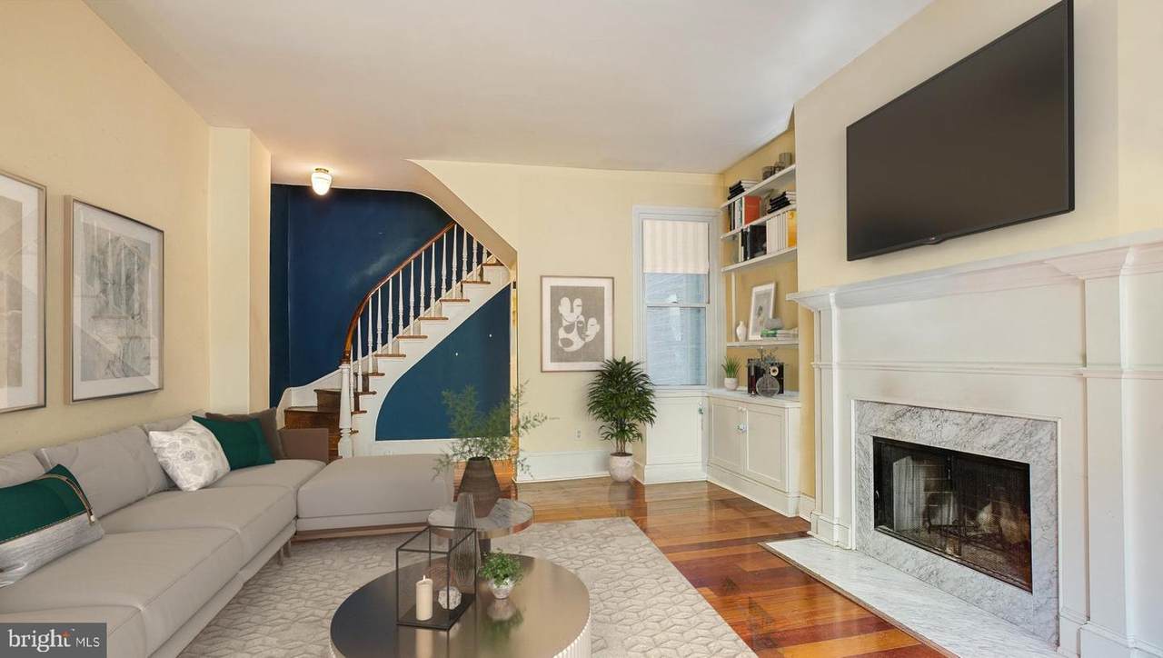 1719 Pine Street - Photo 1