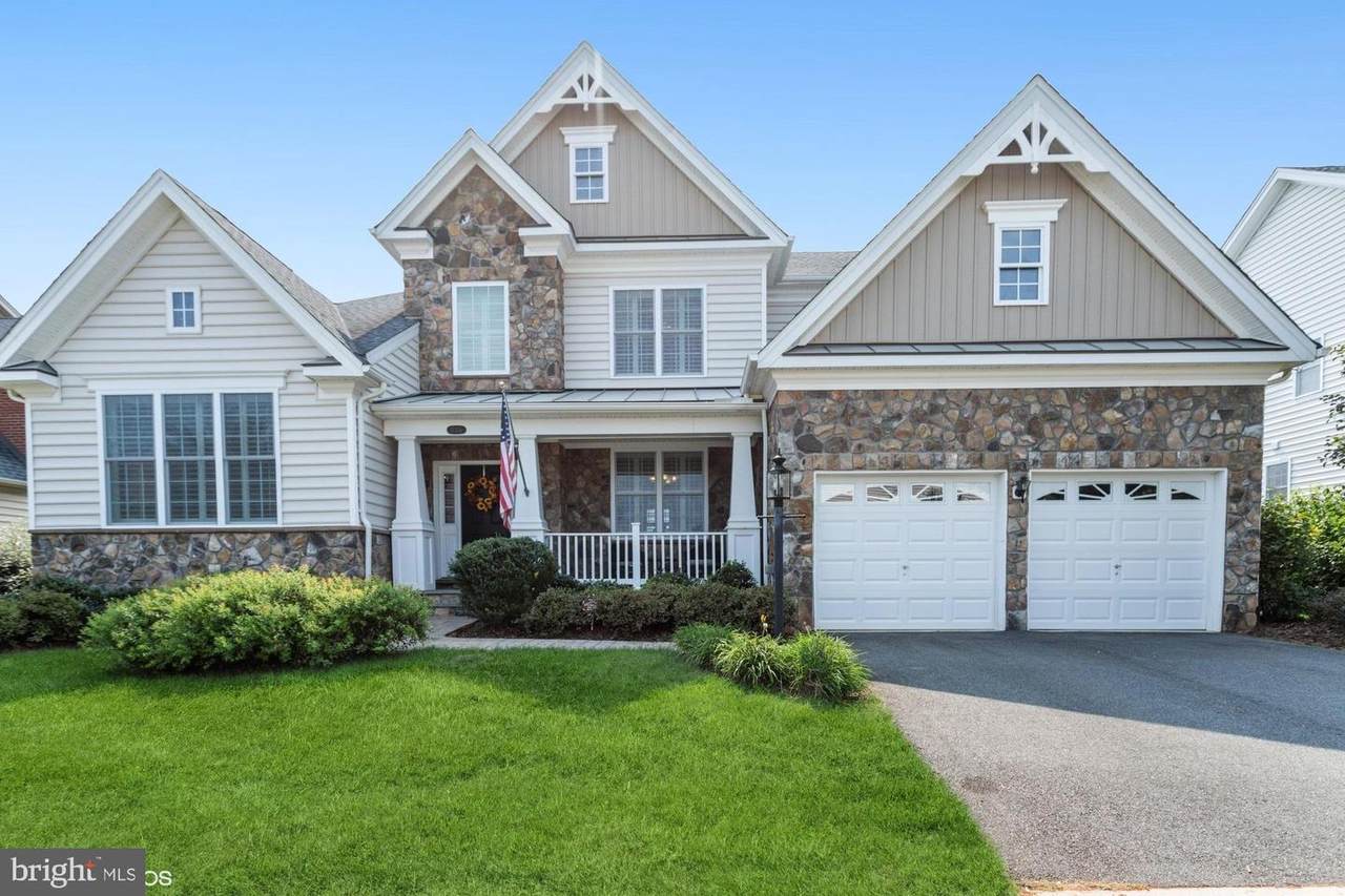 15374 Admiral Baker Circle - Photo 1
