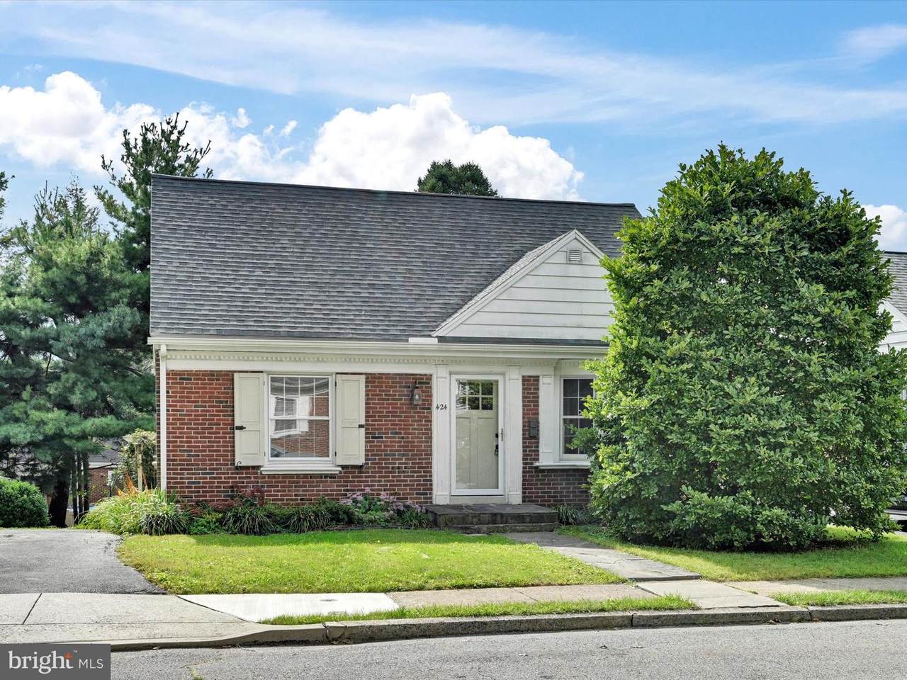 424 Pearl Street - Photo 1