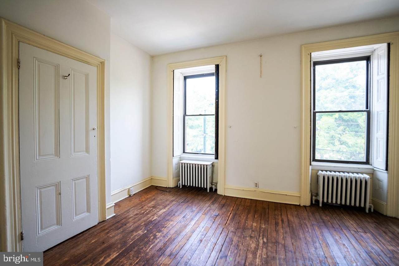 769 12TH Street - Photo 1