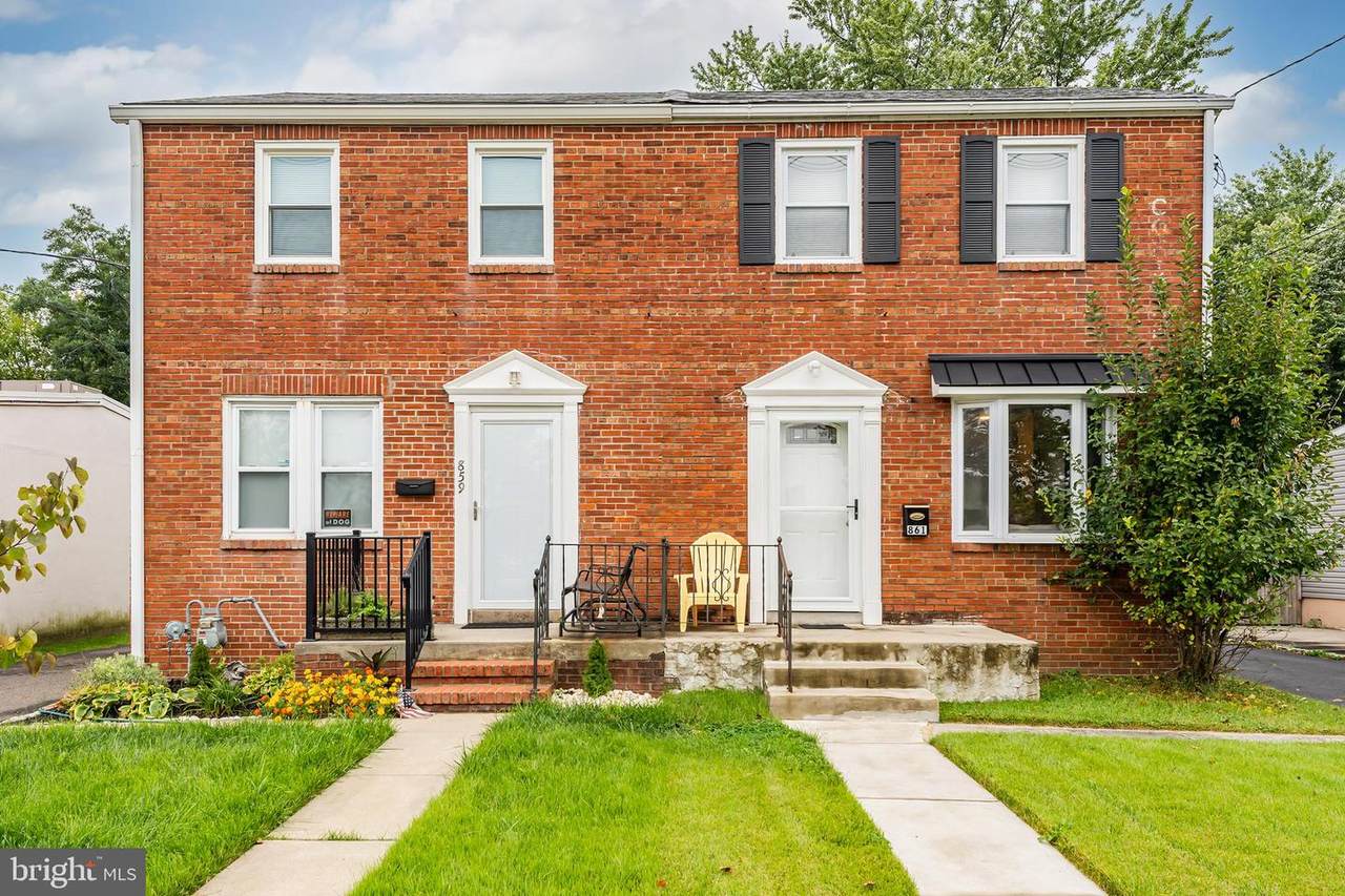 861 Parkway Avenue - Photo 1