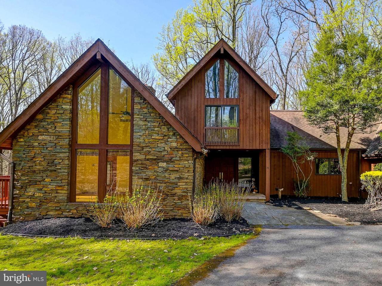 33 Windemere Parkway - Photo 1