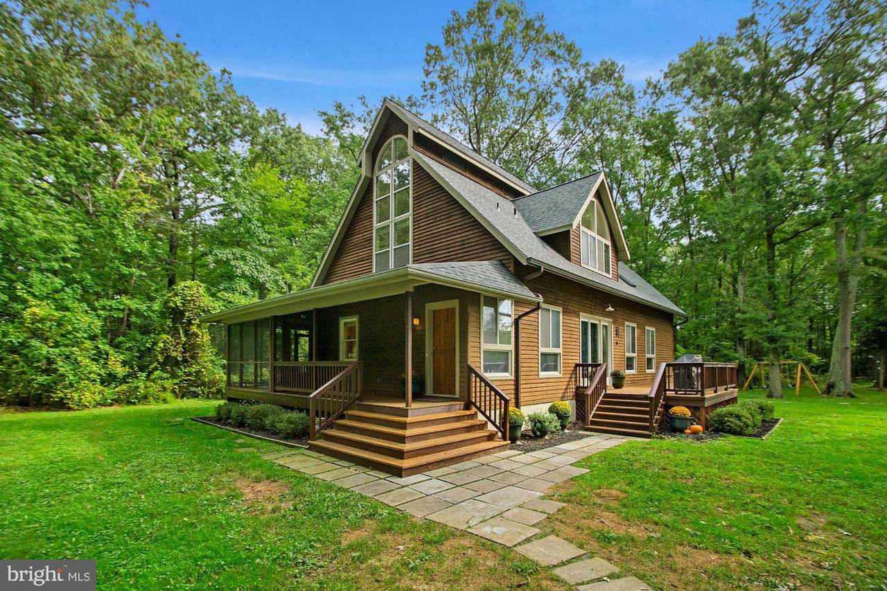 4921 Idlewilde Road - Photo 1