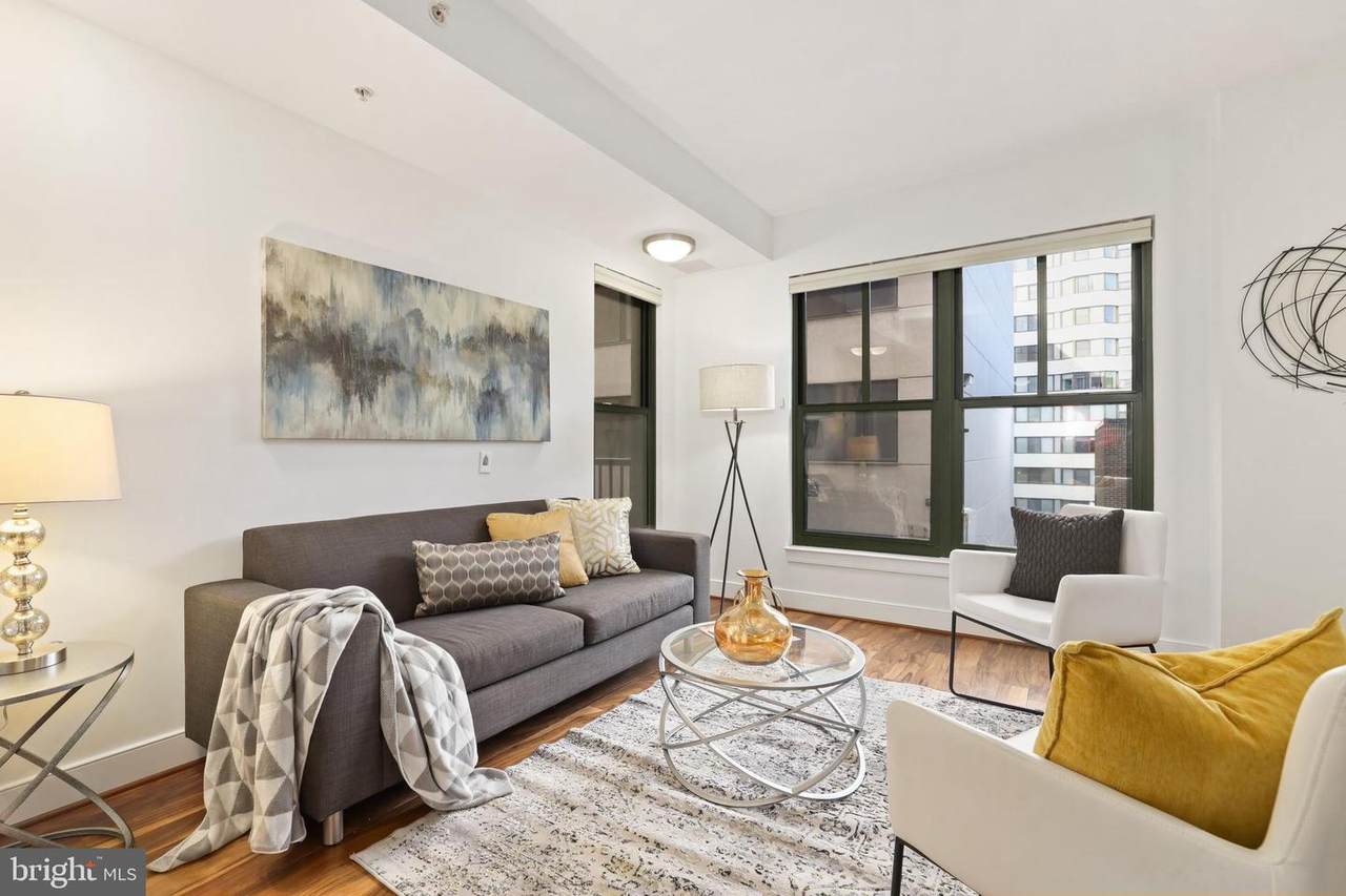 910 M Street - Photo 1